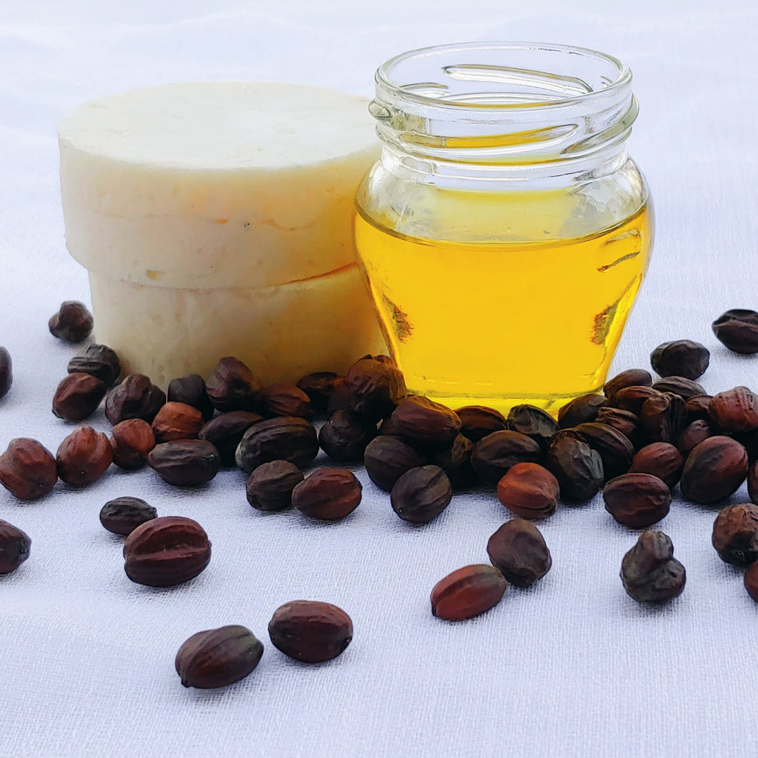 נפלאות שמן החוחובה