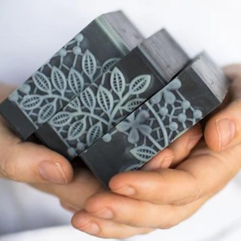 קורס להכנת סבון פחם פעיל מוצק טבעי